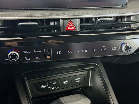 Used 2025 Kia K5 LXS image 23