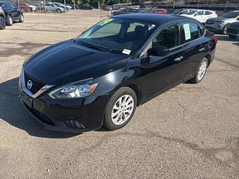 Used 2019 Nissan Sentra S image 10