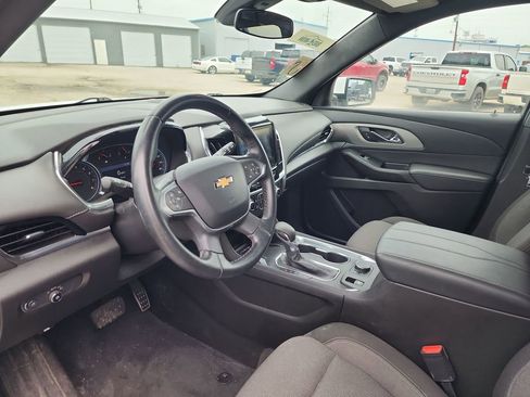 Used 2023 Chevrolet Traverse LT AWD/4WD image 11