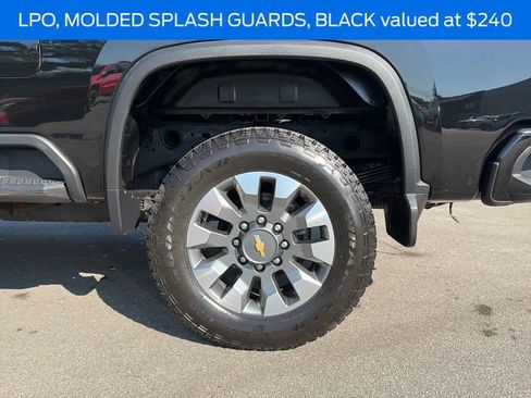 Used 2022 Chevrolet Silverado 2500 Custom w/ Custom Value Package AWD/4WD image 11