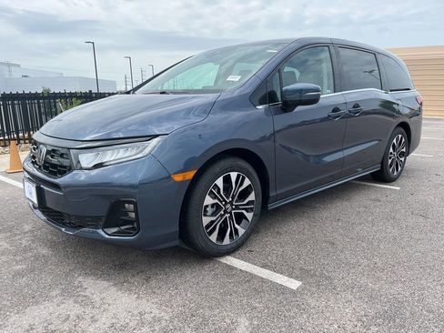 New 2026 Honda Odyssey Elite image 2