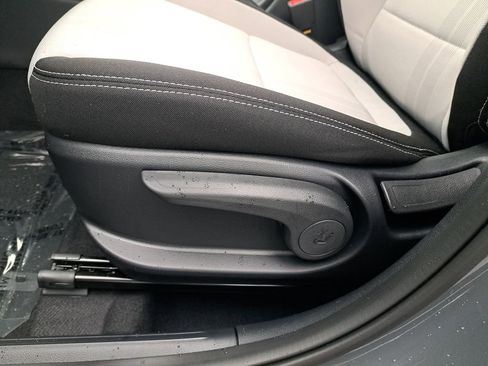 New 2026 Hyundai Venue SEL image 37