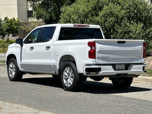 Used 2022 Chevrolet Silverado 1500 Custom RWD image 5