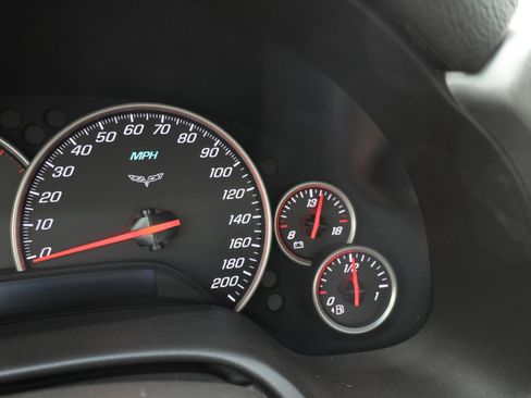 Used 2007 Chevrolet Corvette Z06 w/ Preferred Equipment Group RWD image 8