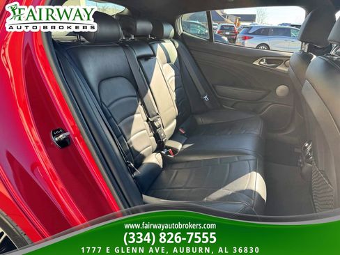 Used 2022 Kia Stinger GT2 image 13