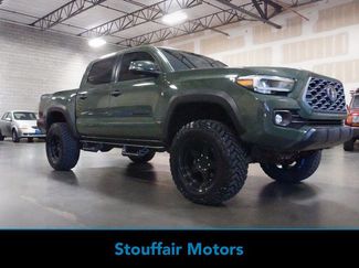 Used 2021 Toyota Tacoma TRD Off-Road image 1