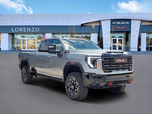 Used 2025 GMC Sierra 2500 AT4X AWD/4WD image 3