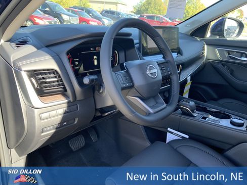 New 2026 Nissan Rogue Platinum w/ Platinum Premium Package image 6