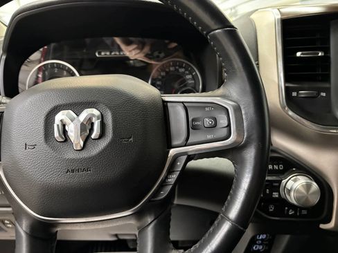 Used 2022 RAM 1500 Laramie AWD/4WD image 16