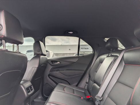 Used 2024 Chevrolet Equinox RS w/ RS Leather Package AWD/4WD image 9