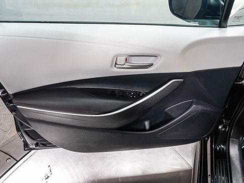 Certified 2025 Toyota Corolla SE FWD image 22