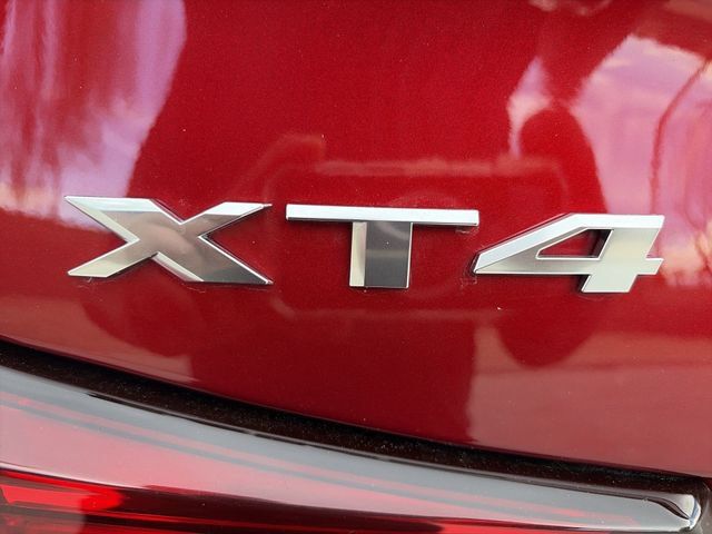 Certified 2024 Cadillac XT4 Premium Luxury w/ Technology Package FWD image 31