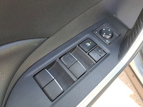 Used 2019 Toyota RAV4 XLE Premium w/ Cold Weather Package image 12