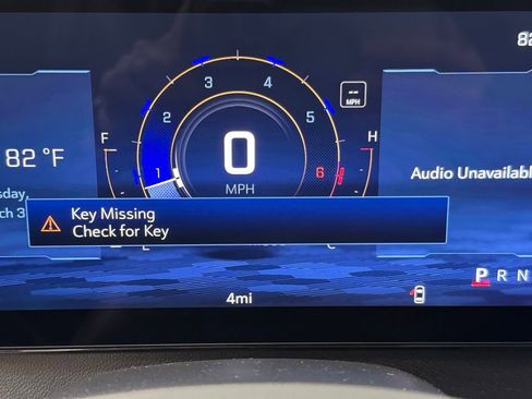 New 2026 Chevrolet Traverse LT w/ Sun and Wheel Package FWD image 33