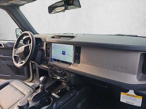 New 2025 Ford Bronco Outer Banks image 19