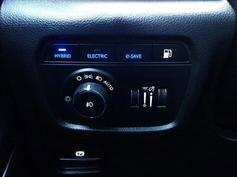 Used 2022 Jeep Grand Cherokee Trailhawk w/ Advanced Protech Group II image 27