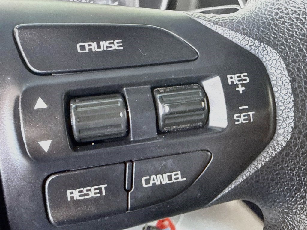 Used 2018 Kia Sedona L FWD image 14
