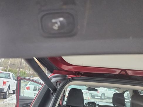 Used 2019 Ford Escape SEL image 25