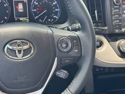 Used 2017 Toyota RAV4 Limited w/ Advanced Technology Package FWD image 24