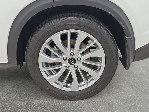 Certified 2023 INFINITI QX50 Luxe w/ Cargo Package AWD/4WD image 28