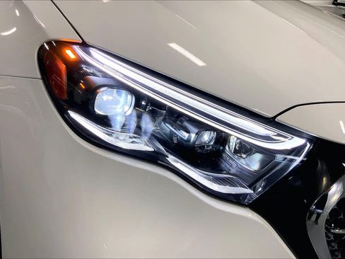 Used 2025 Mercedes-Benz E 350 E 350 image 27