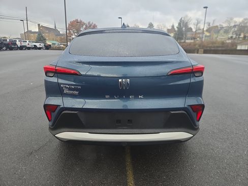 Used 2024 Buick Envista Preferred w/ Advanced Safety Package image 4