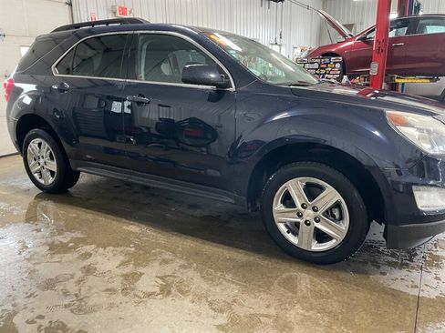 Used 2016 Chevrolet Equinox LT w/ LT Convenience Package image 4