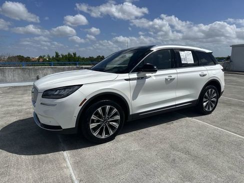 Used 2022 Lincoln Corsair Reserve w/ Equipment Group 201A FWD image 17