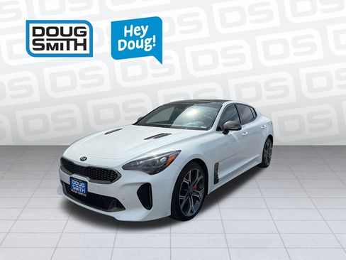 Used 2019 Kia Stinger GT2 image 1