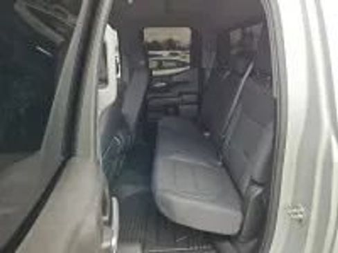 Used 2019 Chevrolet Silverado 1500 LT w/ All-Star Edition AWD/4WD image 4