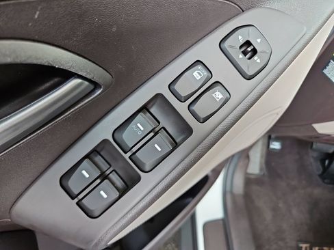 Used 2015 Hyundai Tucson GLS w/ Option Group 02 AWD/4WD image 24