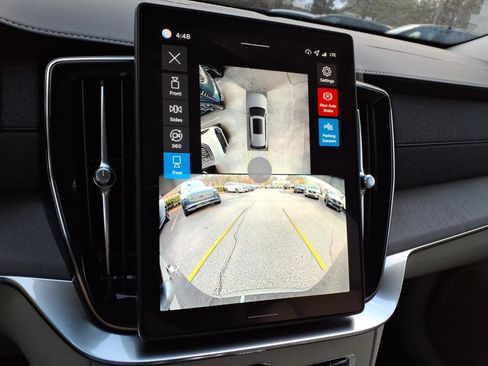 New 2026 Volvo XC90 B6 Ultra w/ Protection Package Premier AWD/4WD image 19