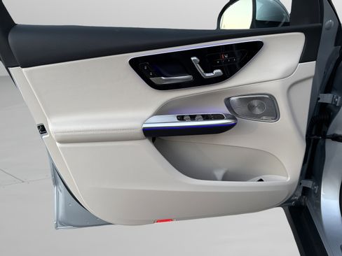 Certified 2026 Mercedes-Benz GLC 300 image 41