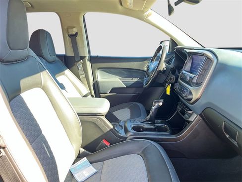 Used 2022 Chevrolet Colorado Z71 w/ LPO, Tonneau and Step Package image 27