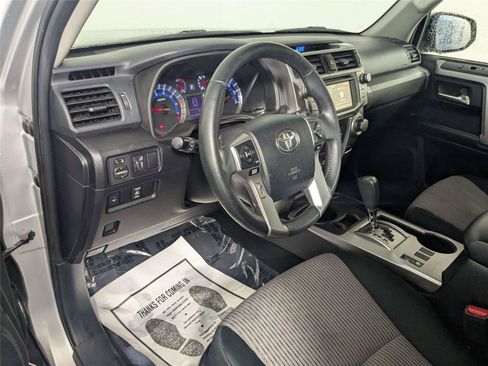 Used 2019 Toyota 4Runner SR5 RWD image 10
