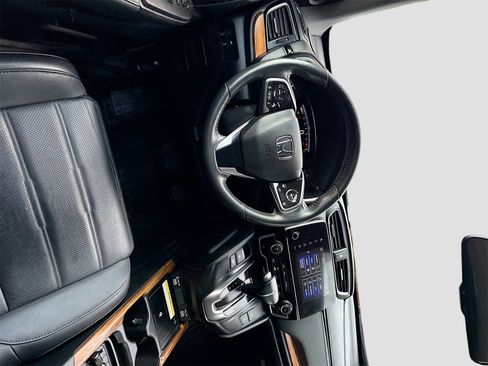 Used 2022 Honda CR-V Touring image 23