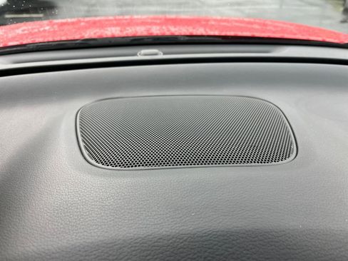 Used 2025 Kia Soul LX w/ LX Technology Package FWD image 17