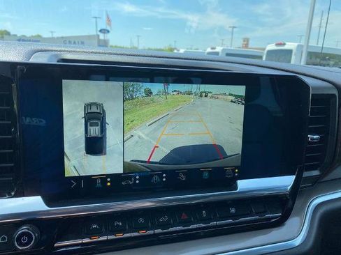 Used 2022 Chevrolet Silverado 1500 High Country w/ High Country Premium Package image 22