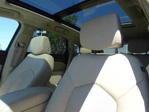 Used 2015 Cadillac SRX Performance w/ Driver Awareness Package FWD image 10