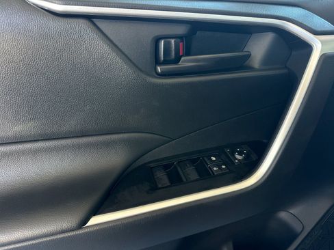 Used 2025 Toyota RAV4 LE image 10