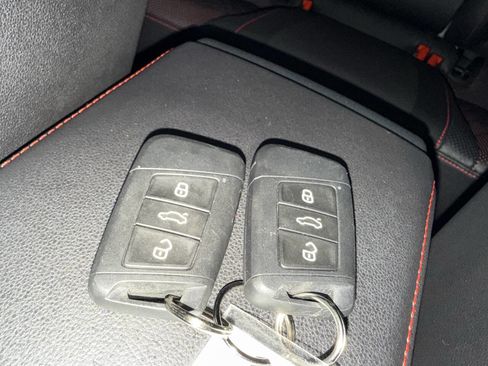 Used 2024 Volkswagen Jetta GLI Autobahn w/ GLI Black Package image 17