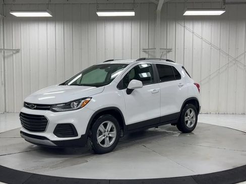 Used 2021 Chevrolet Trax LT FWD image 4