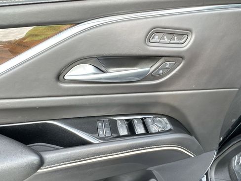 Used 2023 Cadillac Escalade ESV Premium Luxury Platinum image 15