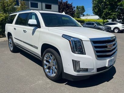 Used 2017 Cadillac Escalade ESV Premium Luxury