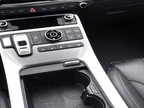 Used 2025 Hyundai Palisade Calligraphy AWD/4WD image 18