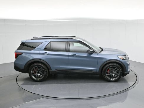 Used 2025 Ford Explorer ST w/ Sun And Sound Package AWD/4WD image 42