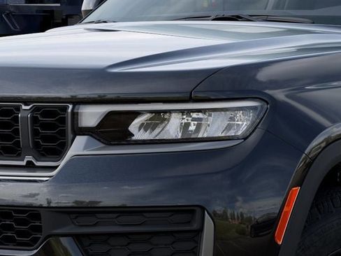 New 2026 Jeep Grand Cherokee L 4WD image 10