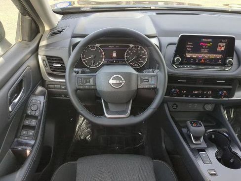 Certified 2026 Nissan Rogue SV image 16