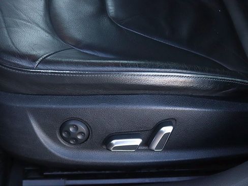 Used 2013 Audi A4 2.0T Premium Plus w/ Premium Plus Pkg image 15