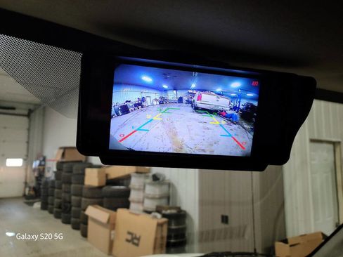 Used 2019 Chevrolet Express 3500 w/ Driver Convenience Package image 36